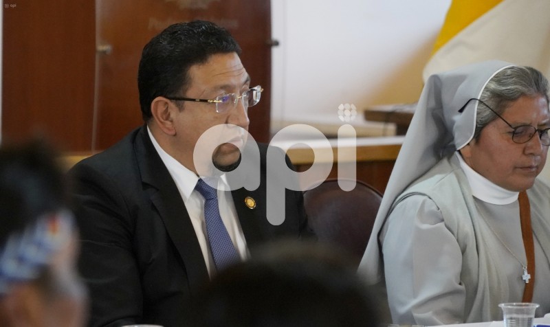 REUNION-CONAIE-GOBIERNO