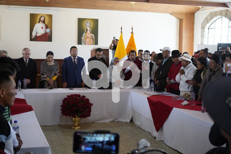 UIO-DIALOGO-IZA-GOBIERNO