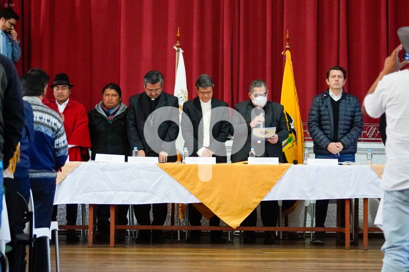 DIALOGO-GOBIERNO-CONAIE-CONFEDERACION