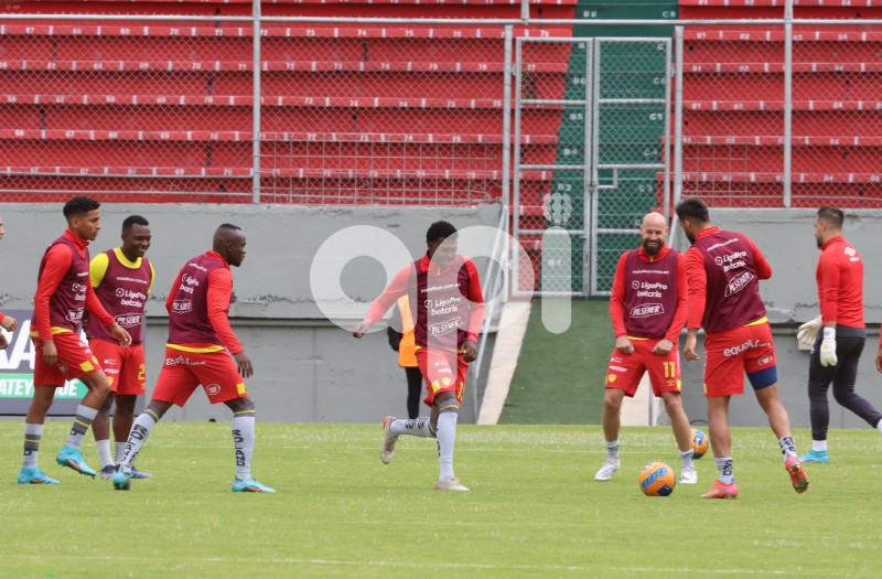 FBL-LIGAPRO-AUCAS-ORENSE