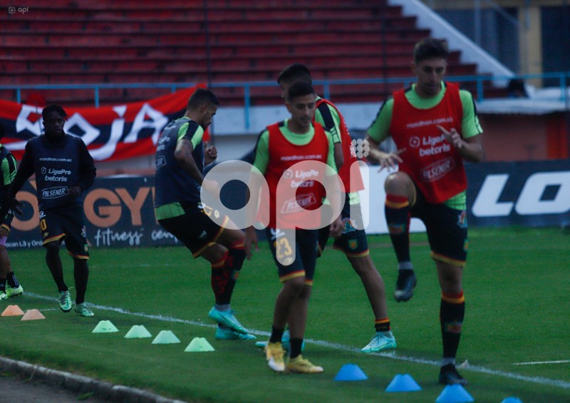 FBL-LIGAPRO-DCUENCA-GUAYAQUIL-CITY