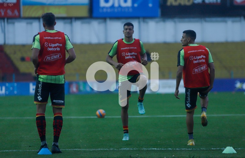 FBL-LIGAPRO-DCUENCA-GUAYAQUIL-CITY