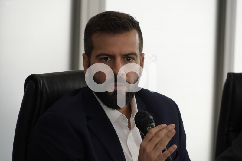 MINISTRO-AROSEMENA