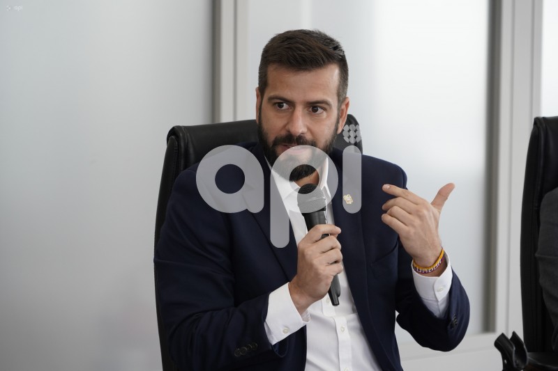 MINISTRO-AROSEMENA