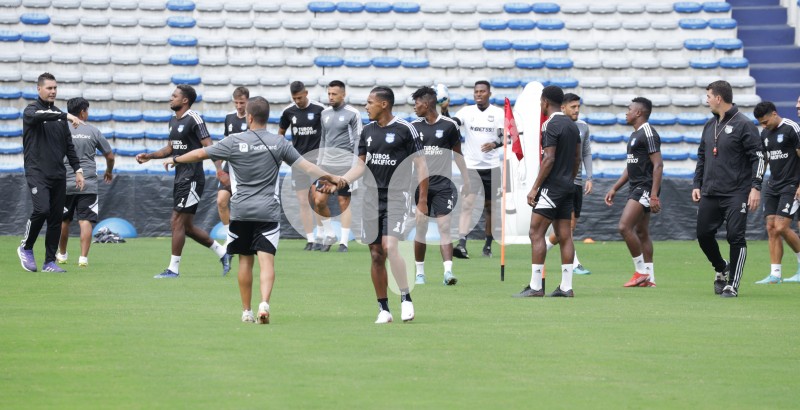 GYE-ENTRENAMIENTO-EMELEC