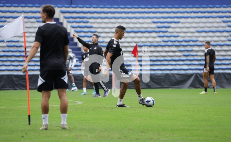 GYE-ENTRENAMIENTO-EMELEC