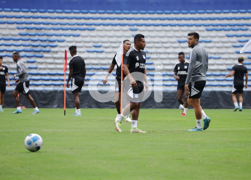 GYE-ENTRENAMIENTO-EMELEC