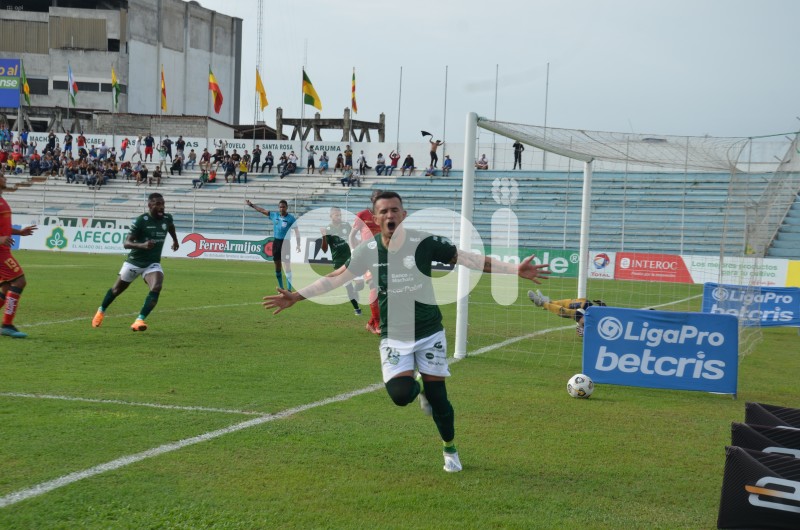 FBL-LIGAPRO-ORENSE-CUMBAYA