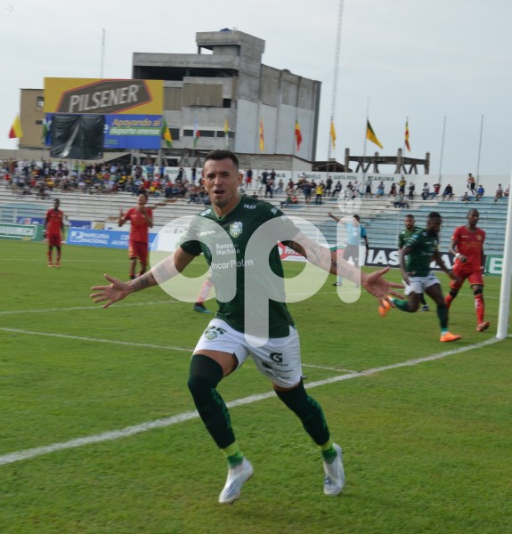 FBL-LIGAPRO-ORENSE-CUMBAYA