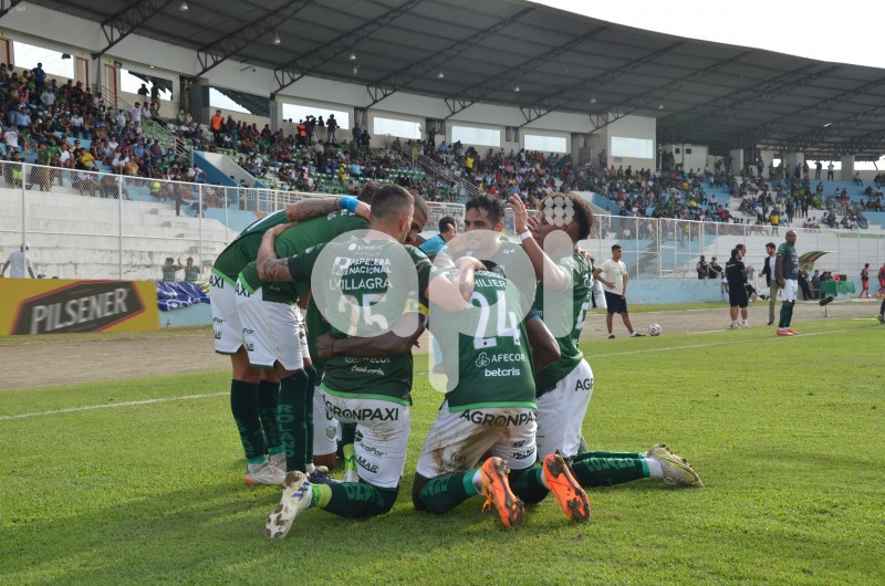 FBL-LIGAPRO-ORENSE-CUMBAYA