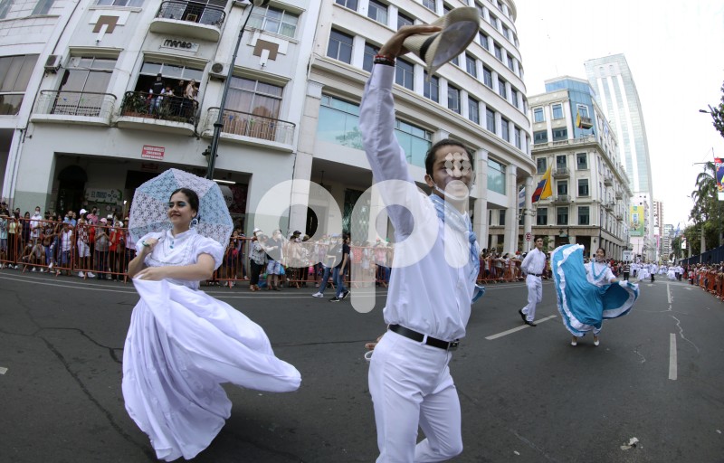 GYE-DESFILE CÍVICO CULTURAL 1