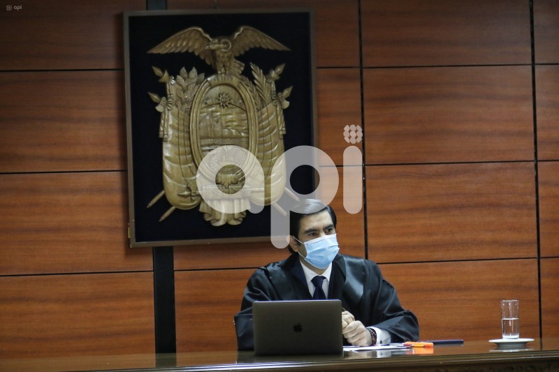UIO-AUDIENCIA-DHRUV