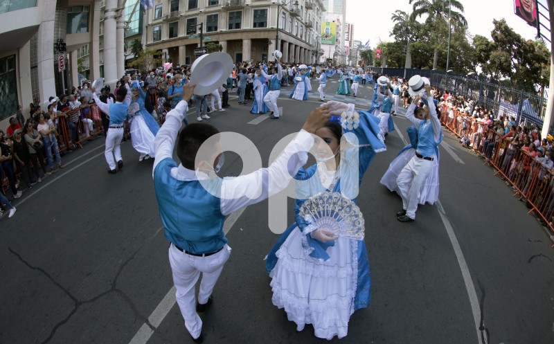 GYE-DESFILE CÍVICO CULTURAL 1