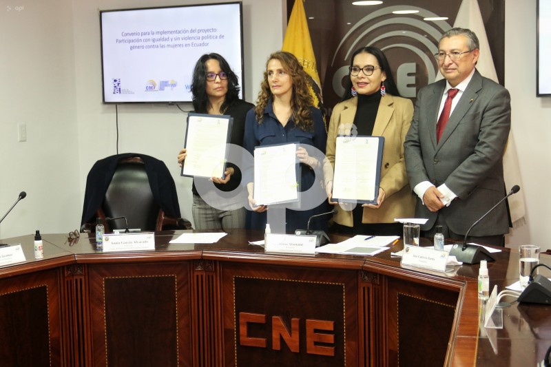 UIO-CNE-FIRMACONVENIO