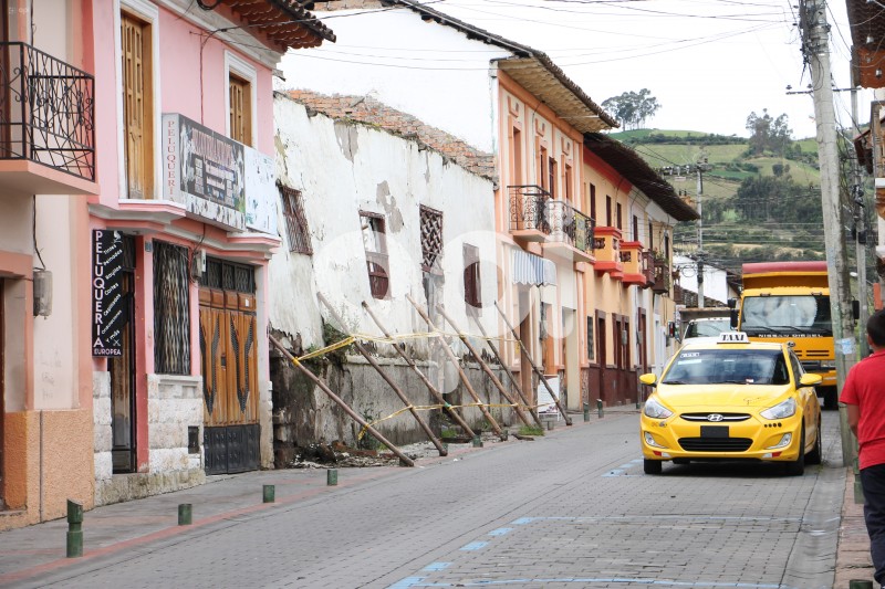 TEMBLOR-CARCHI
