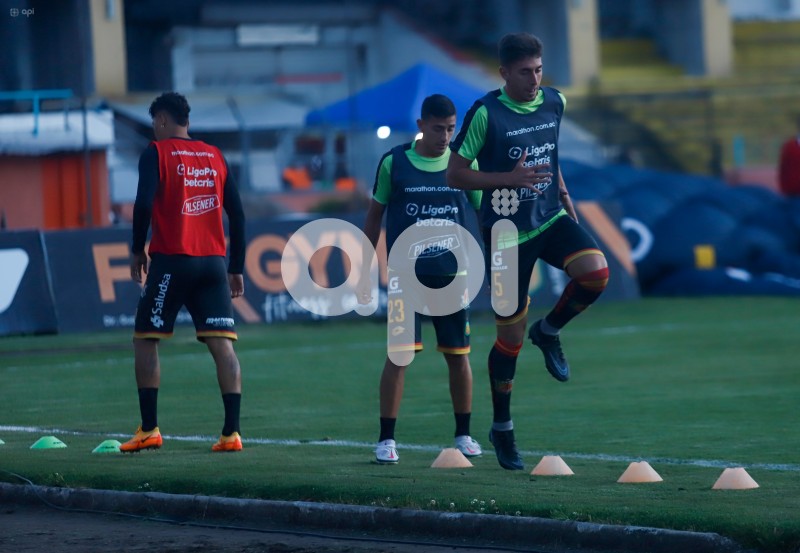 FBL-LIGAPRO-CUENCA-AUCAS