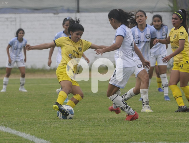 FBL-SUPERLIGA FEMENINA-CITY-CARNERA