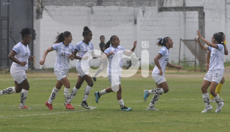 FBL-SUPERLIGA FEMENINA-CITY-CARNERA