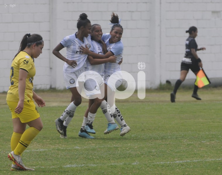 FBL-SUPERLIGA FEMENINA-CITY-CARNERA