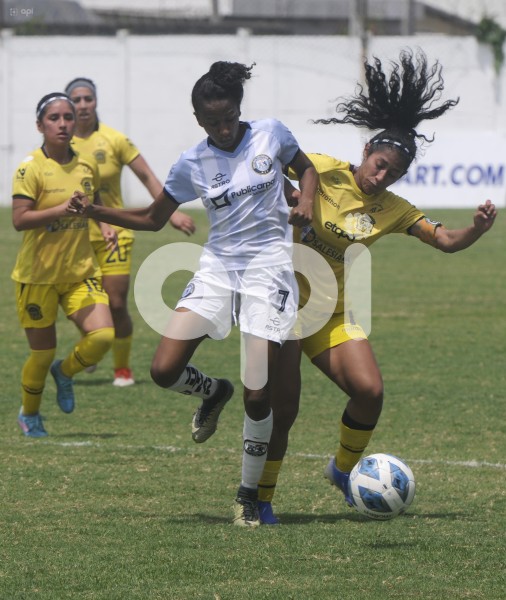FBL-SUPERLIGA FEMENINA-CITY-CARNERA