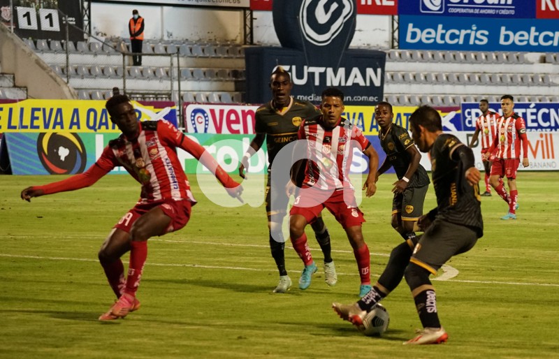 FBL-LIGA-PRO-TECNICO-CUMBAYA-