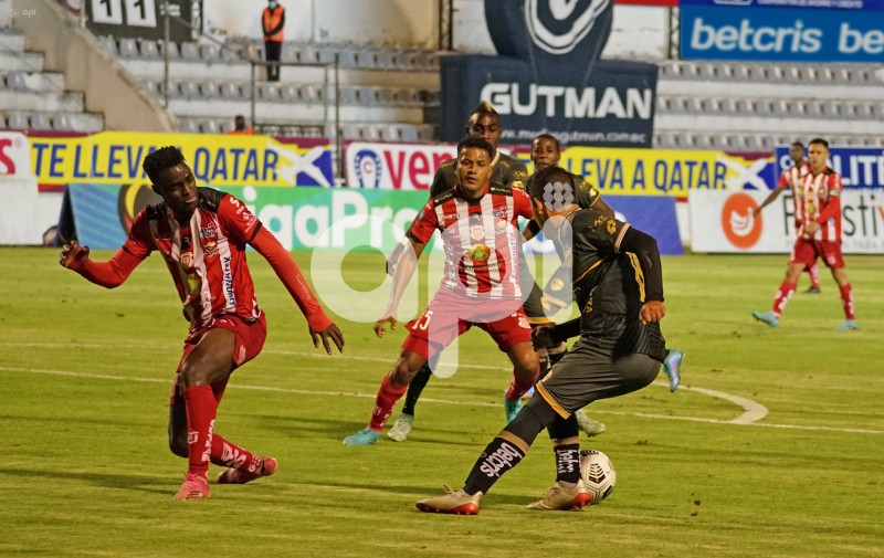 FBL-LIGA-PRO-TECNICO-CUMBAYA-
