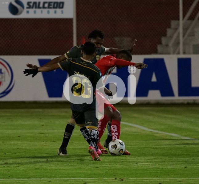 FBL-LIGA-PRO-TECNICO-CUMBAYA-