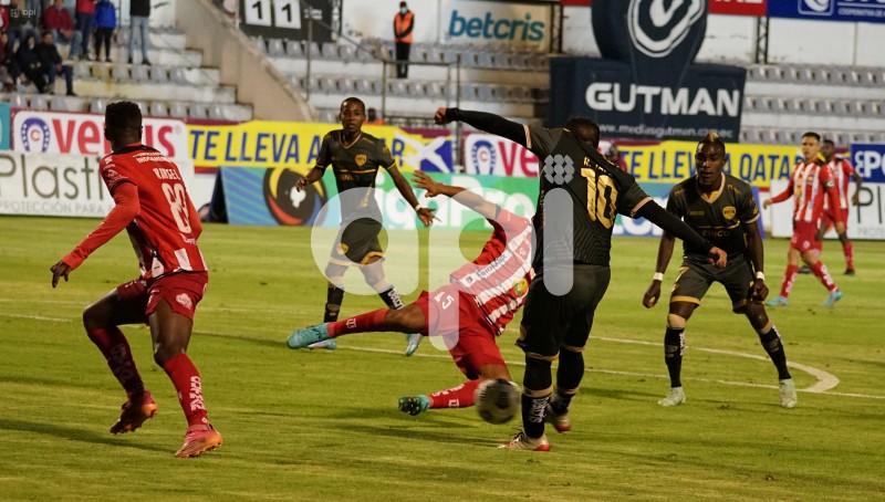 FBL-LIGA-PRO-TECNICO-CUMBAYA-