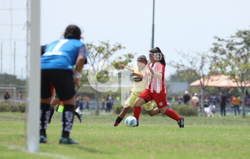 FBL-SUPERLIGA-BARCELONA-T UNIVERSITARIO