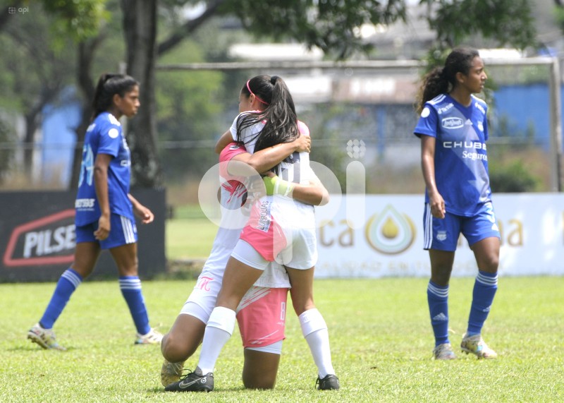 SLF-SUPERLIGAFEMENINA-EMELEC-ÑAÑAS