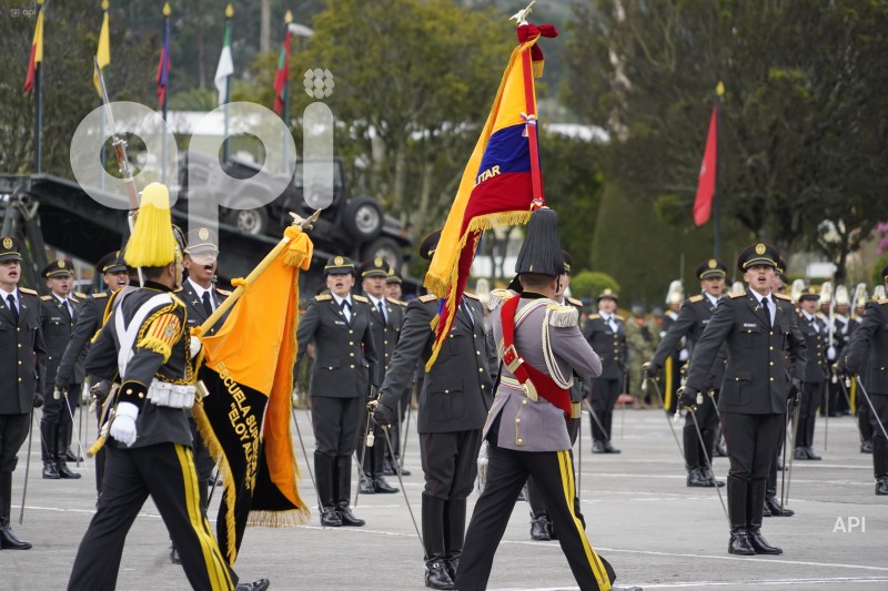 CEREMONIA-MILITAR