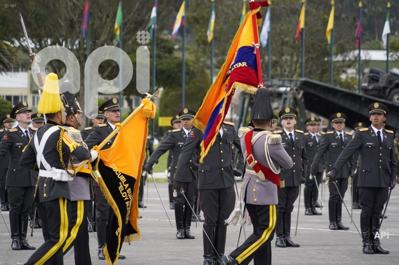 CEREMONIA-MILITAR