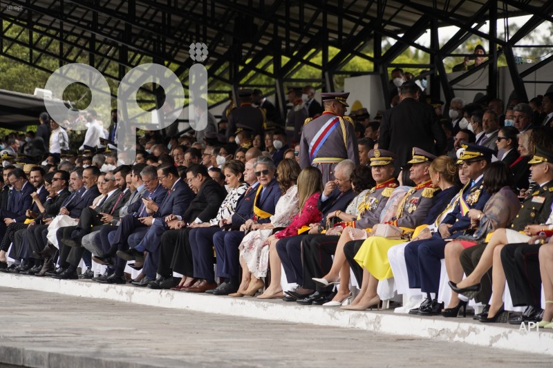 CEREMONIA-MILITAR