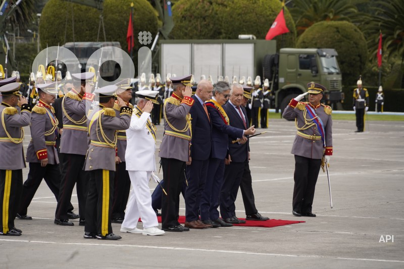 CEREMONIA-MILITAR