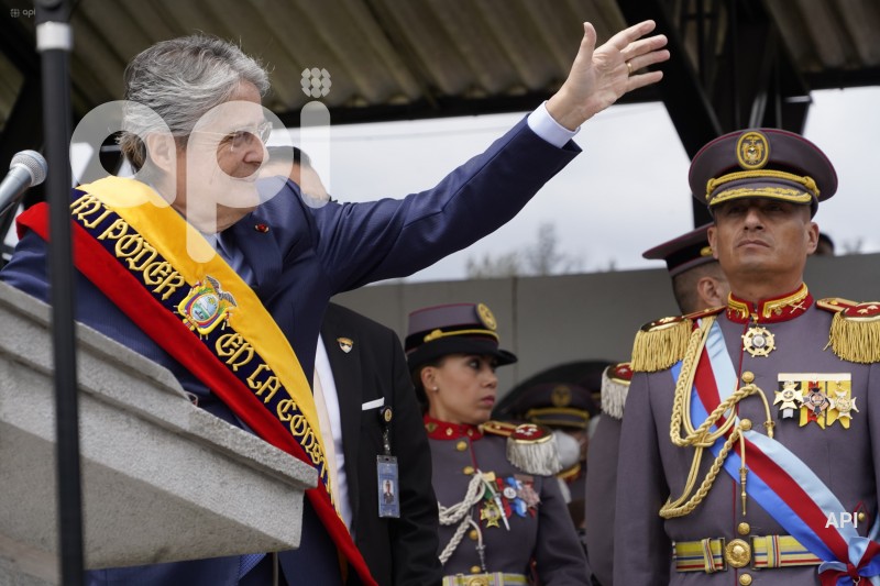CEREMONIA-MILITAR