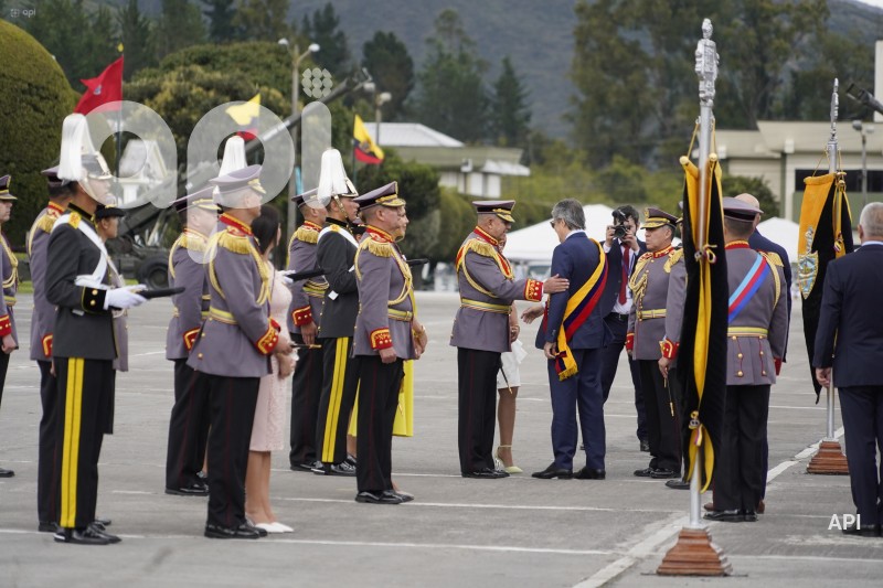 CEREMONIA-MILITAR