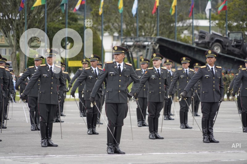 CEREMONIA-MILITAR