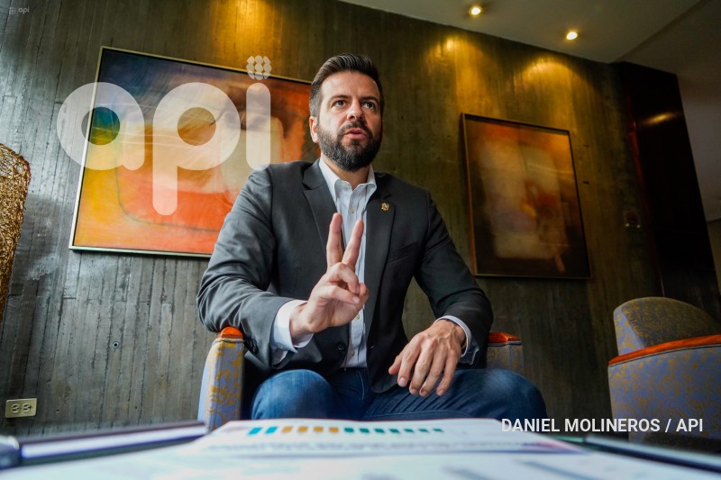 MINISTRO-ECONOMIA-PABLO-AROSEMENA
