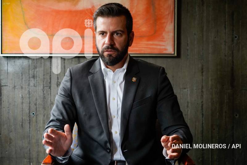 MINISTRO-ECONOMIA-PABLO-AROSEMENA