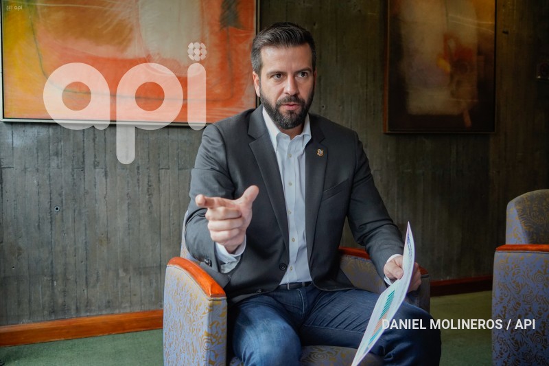 MINISTRO-ECONOMIA-PABLO-AROSEMENA