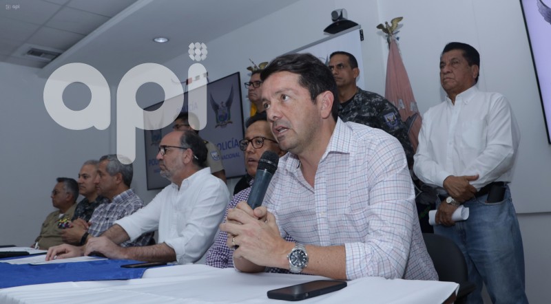 GYE-RUEDA PRENSA EXPLOSION