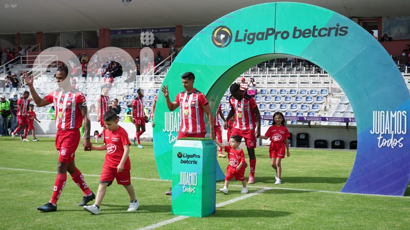 FBL-LIGA-PRO-TECNICO-GUAYAQUIL-CITY-