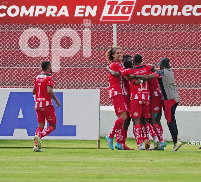 FBL-LIGA-PRO-TECNICO-GUAYAQUIL-CITY-