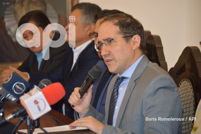 CUE-INFORME-GOBERNADOR-FERIADO