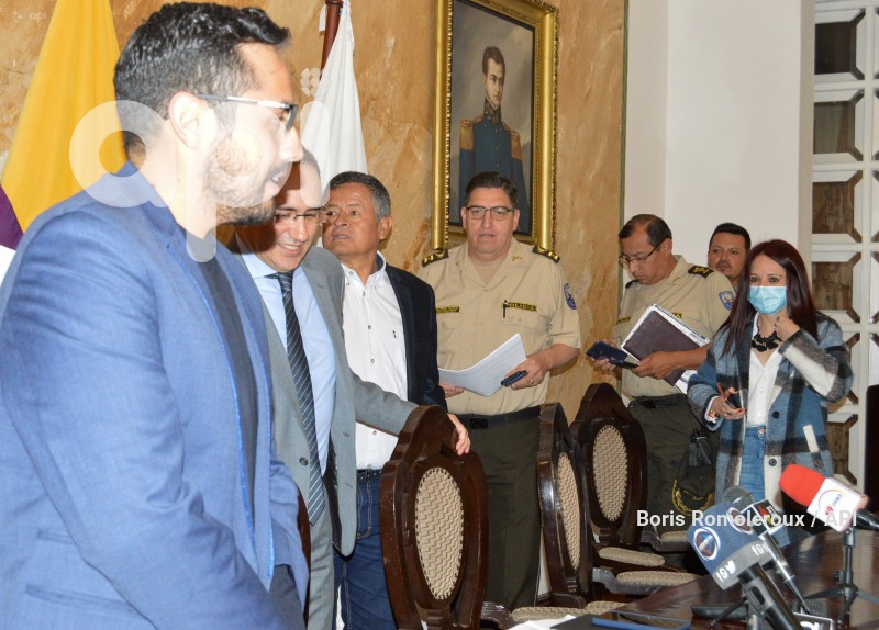 CUE-INFORME-GOBERNADOR-FERIADO