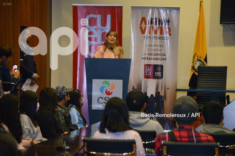 CUENCA-CAMPANA-NO-VIOLENCIA