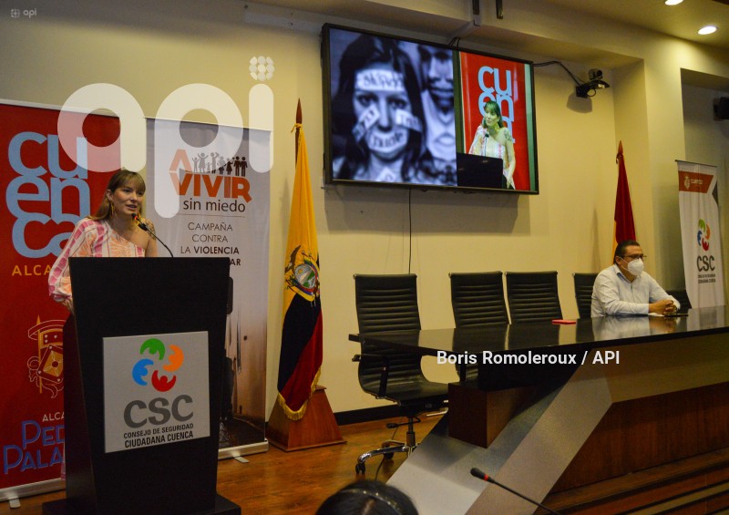 CUENCA-CAMPANA-NO-VIOLENCIA