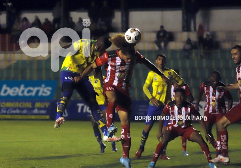 FBL-LIGAPRO-GUALACEO-TECNICO-UNIVERSITARIO