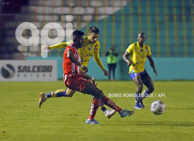 FBL-LIGAPRO-GUALACEO-TECNICO-UNIVERSITARIO