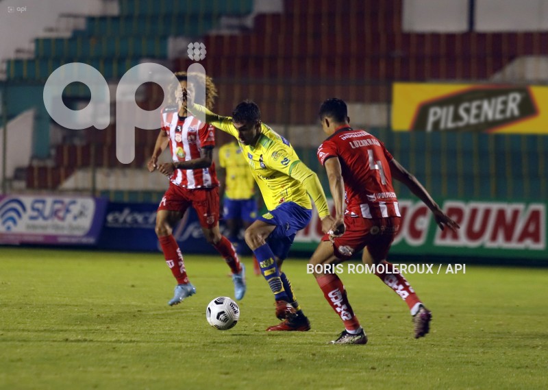 FBL-LIGAPRO-GUALACEO-TECNICO-UNIVERSITARIO